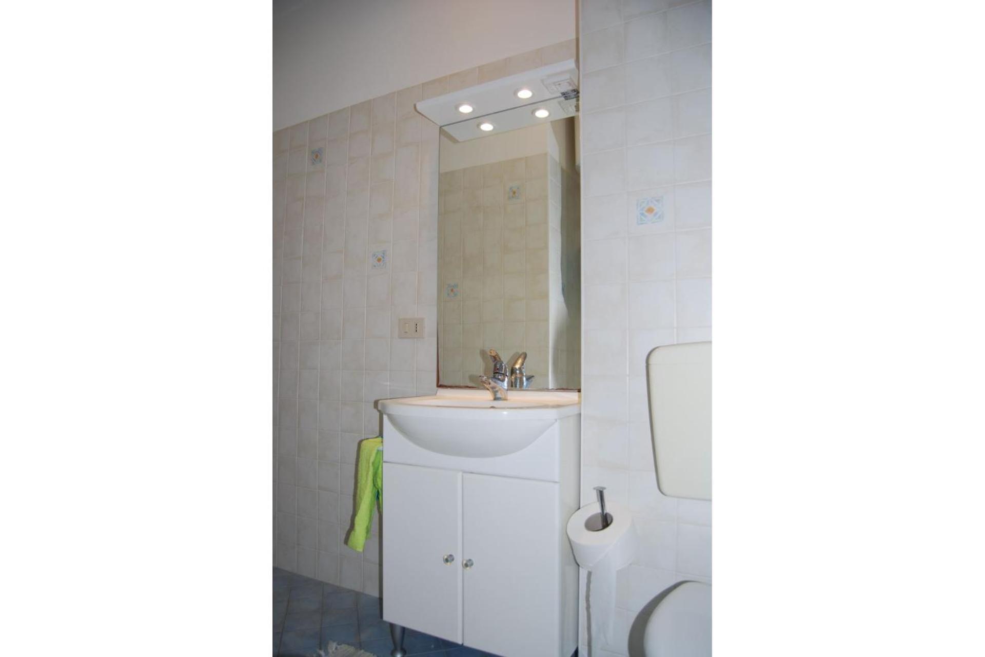Apartment Lero *